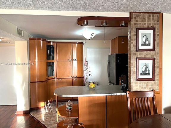 5th image of 1600 S Ocean Dr APT 3D