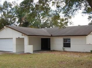 711 Forest Hills Dr, Brandon, FL 33510