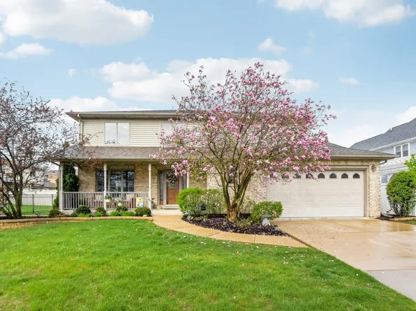 5636 9th Ave, Countryside, IL 60525