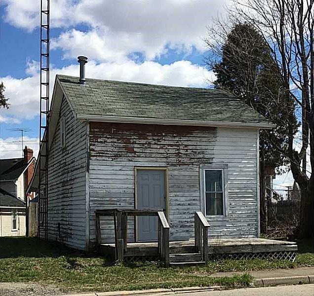 1st image of 223 Louden St