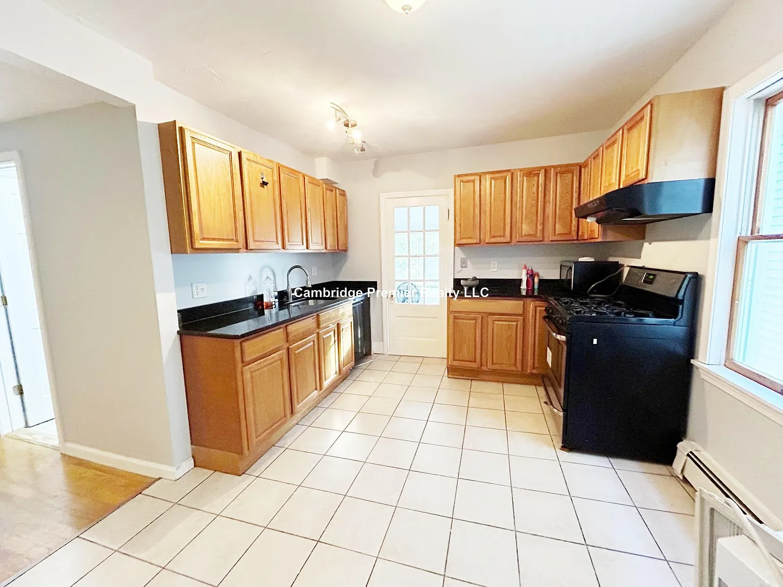 3 bed, $3,600 — Photo 1