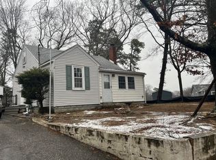 1760 Parkside Dr, Forked River, NJ 08731