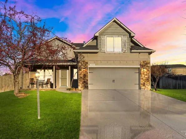 8214 W Galactic Ct, Boise, ID 83709