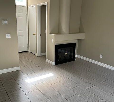 3rd image of 27853 Skycrest Cir