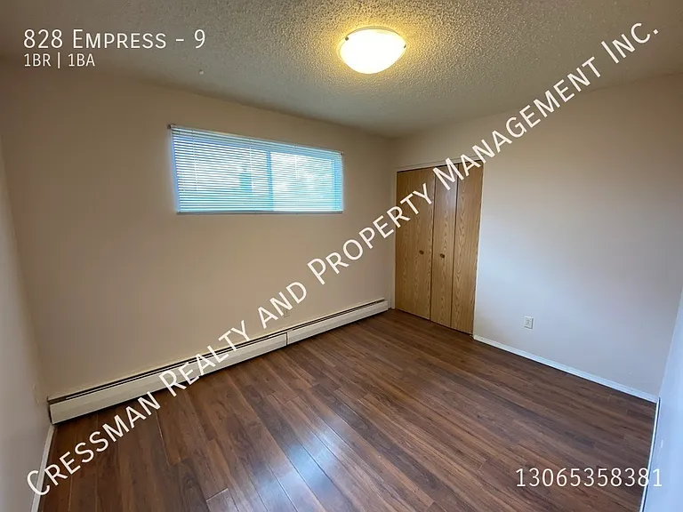 828 Empress St #9 — Photo 5