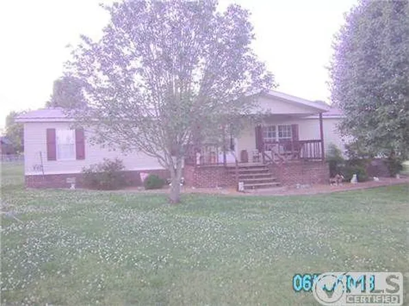 100 Price Ln, Fayetteville, TN 37334