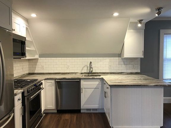 3rd image of 4 S Central Ave #2