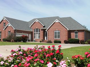 132 Hunters Ridge Dr, Tullahoma, TN 37388