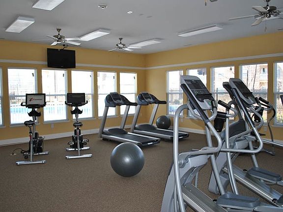 'Round the Clock Fitness Center