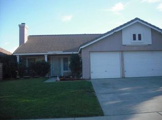 19420 Stonewood Ln, Lake Elsinore, CA 92530