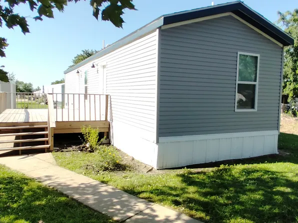 2031 Ridgeway Rd, Emporia, KS 66801