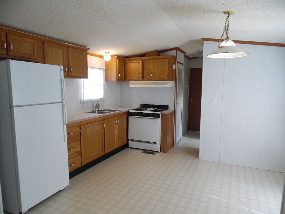1st image of 1214 Chinaberry Dr