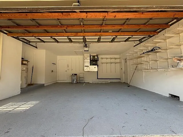 4853 NW 66th Ave — Photo 27