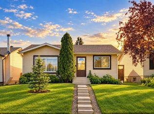 127 E Falshire Way NE, Calgary, AB T3J 2C7