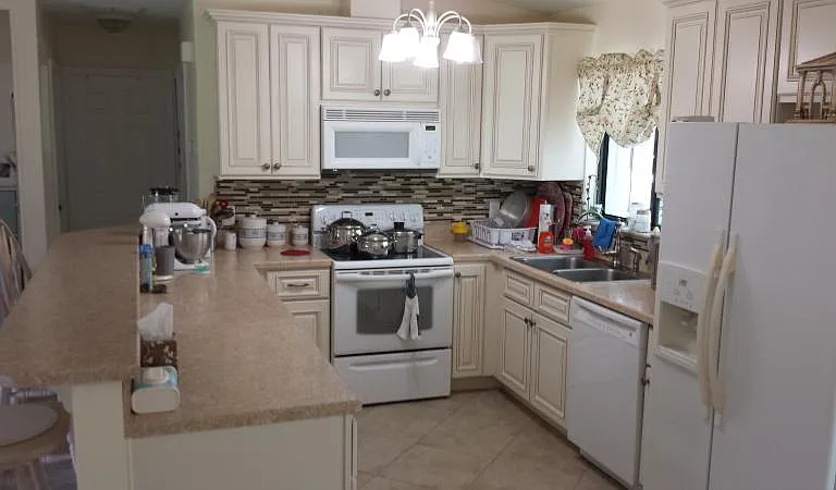 741 Tumblebrook Dr — Photo 2