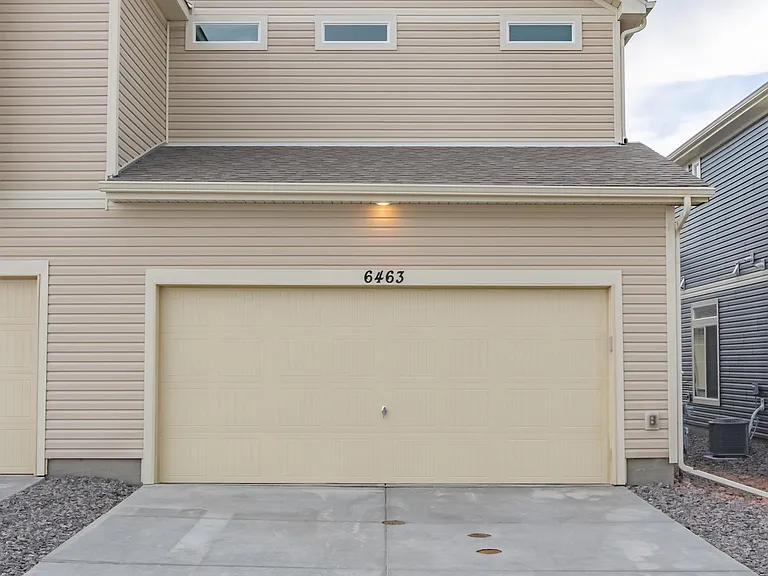 6463 Crossdrum Point — Photo 27