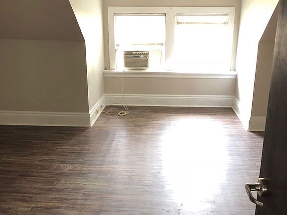 5th image of 640 Maryland Ave APT 3