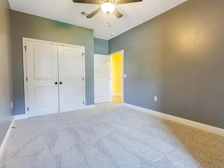 651 Powell Dr NE — Photo 32