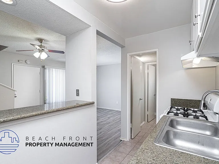 217 S. Knott Av — Photo 8