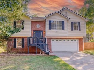 4379 Cross Ln, Decatur, GA 30035