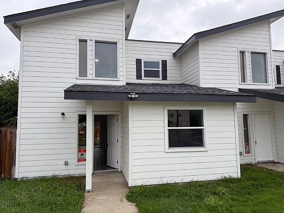 4th image of 7651 Oak Chase