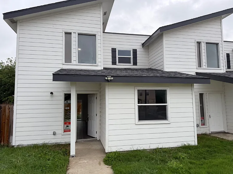 7651 Oak Chase — Photo 4