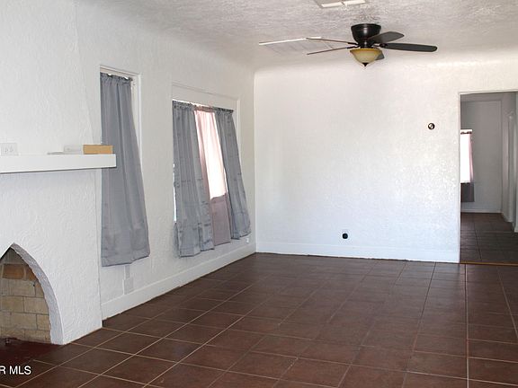 4th image of 3612 La Luz Ave