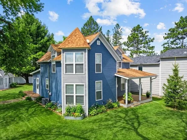 125 7th St SW, Pine City, MN 55063