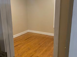 136 Lonsdale St APT 3, Fall River, MA 02721