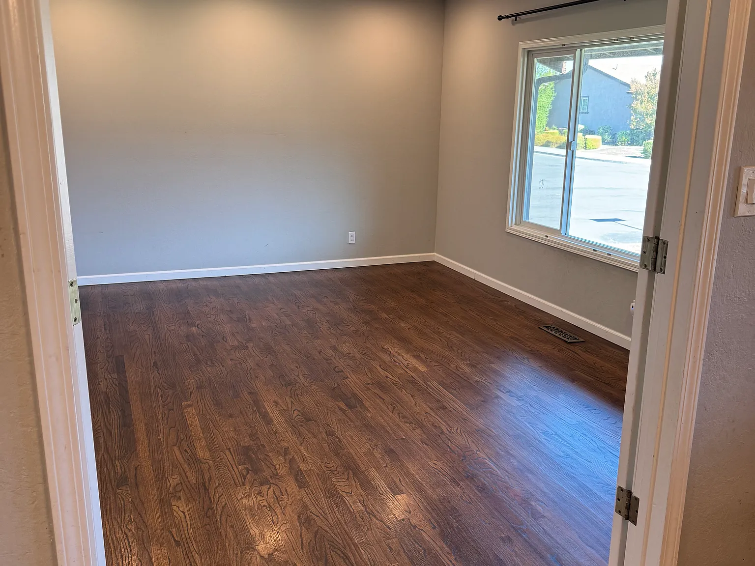 6807 Singletree Ct — Photo 2