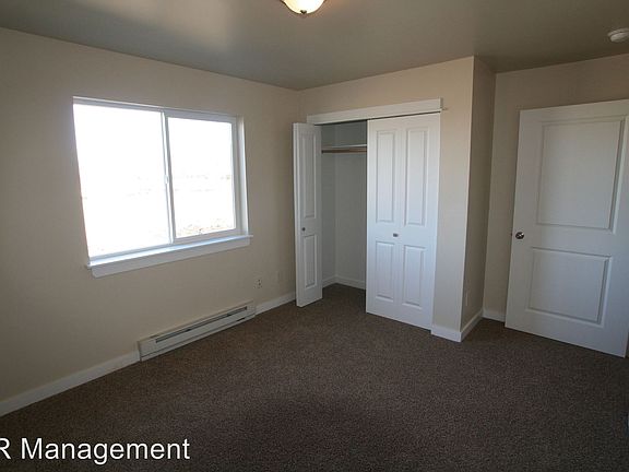 3rd image of 3011 N 27th Ave APT 2