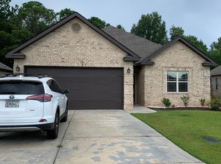 212 Gray Fox Xing, Bonaire, GA 31005