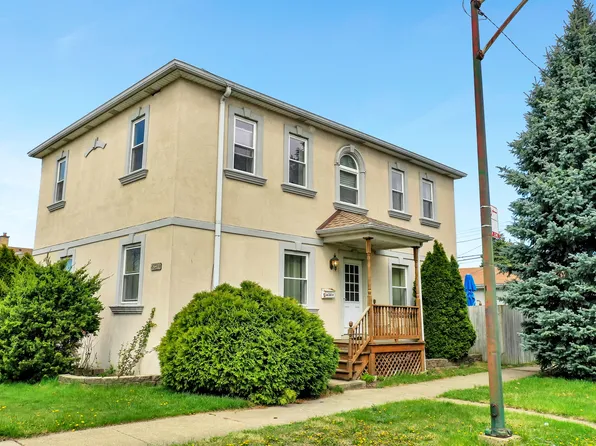 8234 W Addison St, Chicago, IL 60634