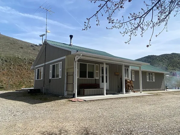 6 Two Forks View Rd, Horseshoe Bend, ID 83629