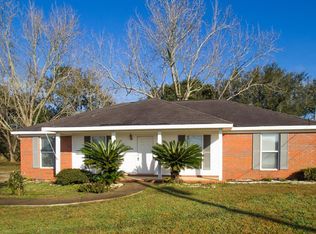 12590 Grand Bay Farms Dr N, Grand Bay, AL 36541