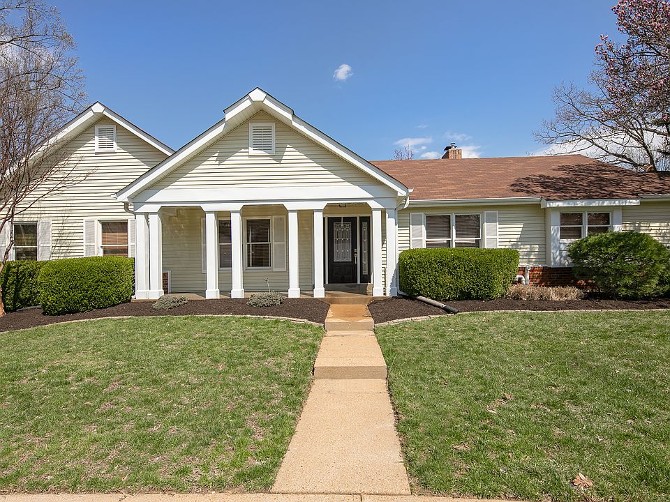 2nd image of 14797 Timberbluff Dr