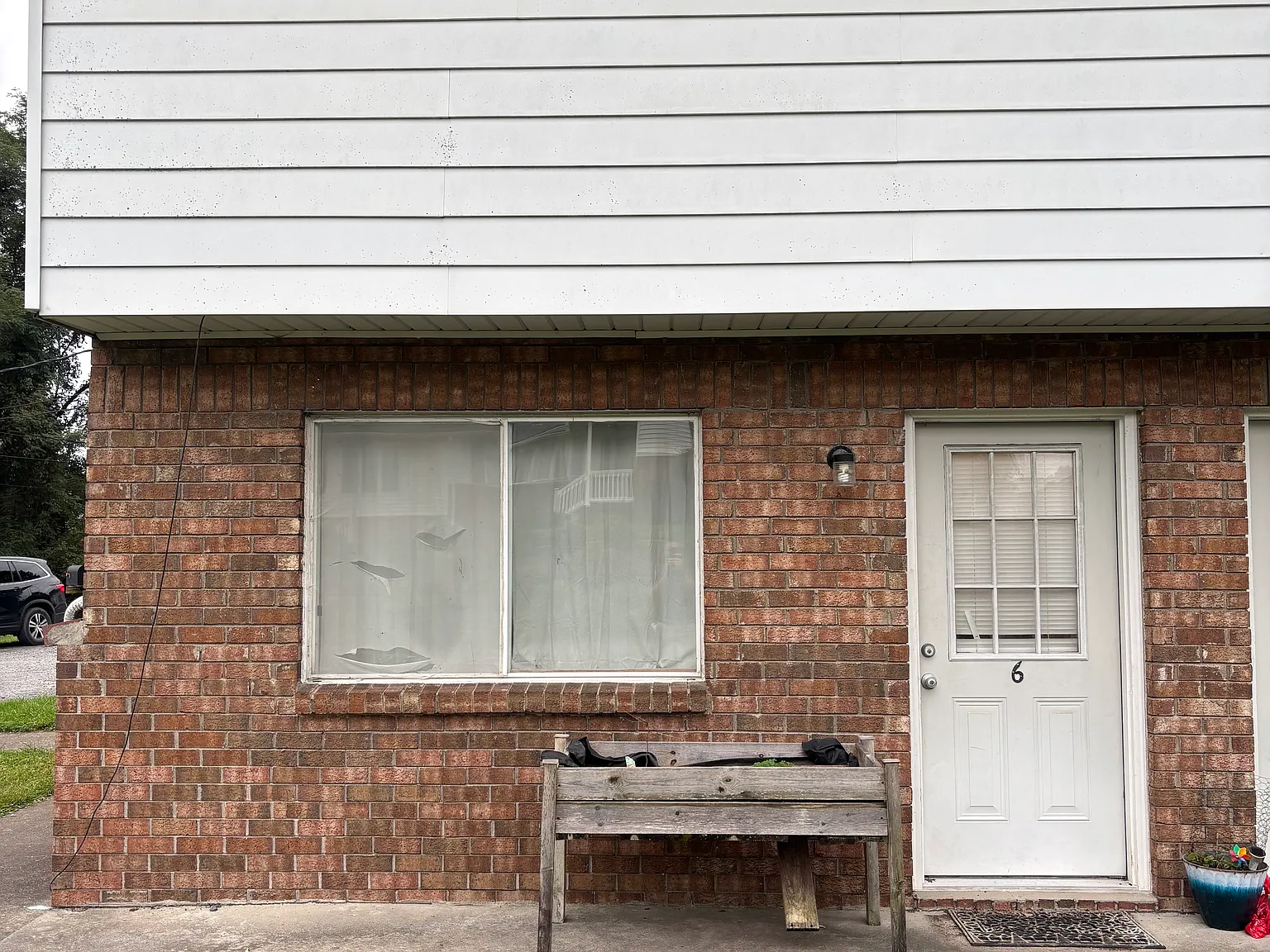 1 bed, $895 — Photo 1