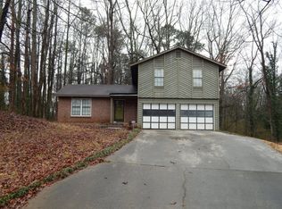 2666 Windrock Ct, Ellenwood, GA 30294