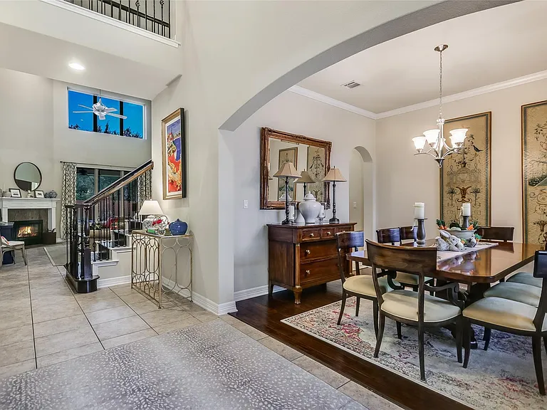 223 Lake Como Dr — Photo 9