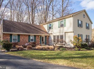 54 Kings Grant Rd, Hockessin, DE 19707
