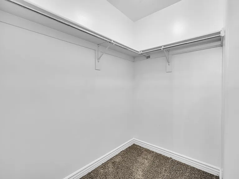 103 N Perth St — Photo 13
