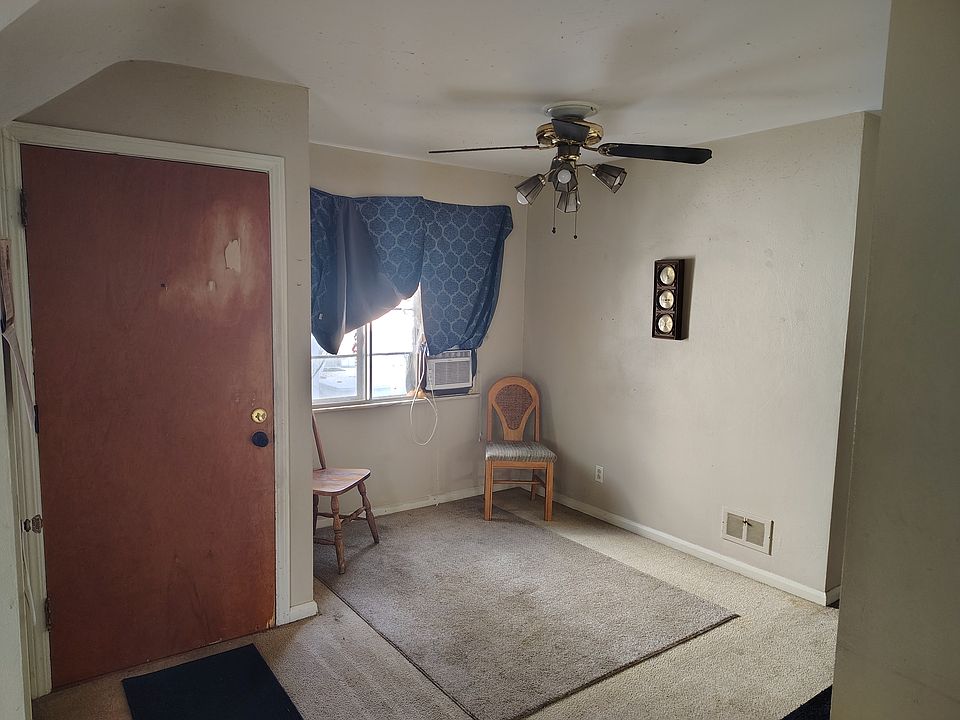 1st image of 2704 Northwood Ave