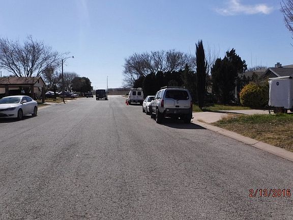 5th image of 1825 High Butte Dr