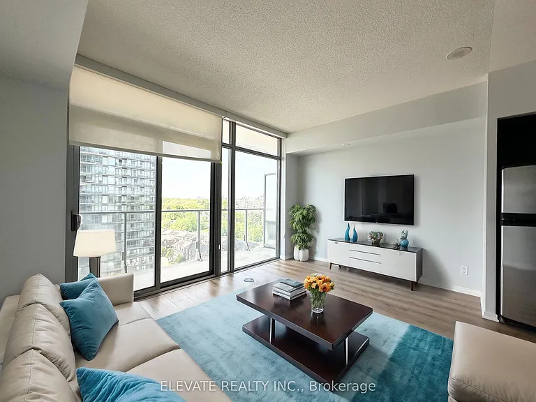 103 The Queensway #1110 — Photo 2
