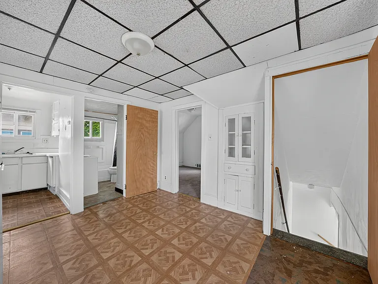 6608 Westpoint St — Photo 5