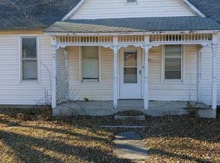 211 Iowa St, Olpe, KS 66865