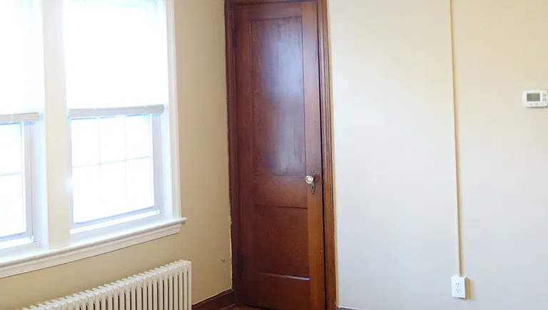806 Houston Ave — Photo 40