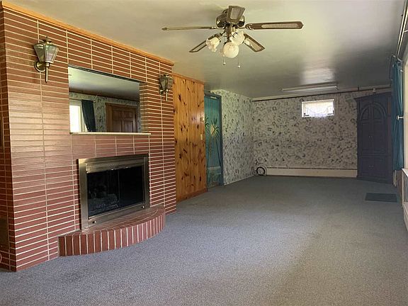 5th image of 1405 Riverview Dr