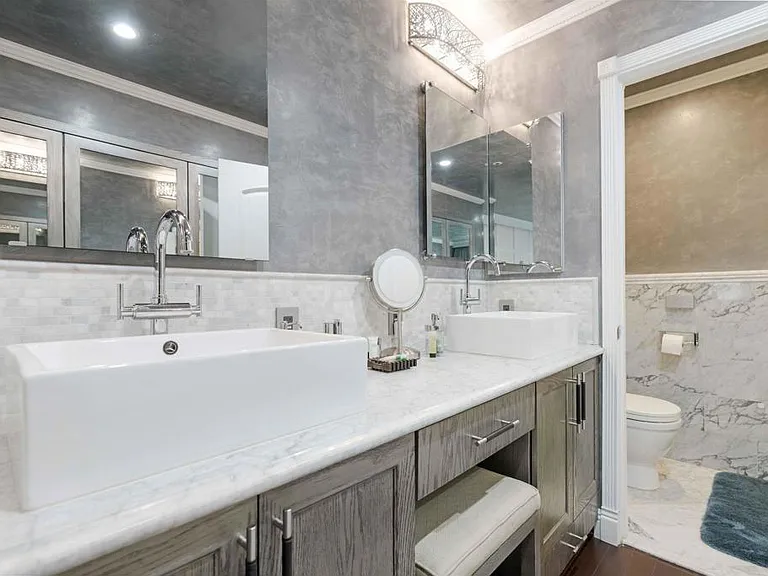 5705 Friars Rd #11 — Photo 33