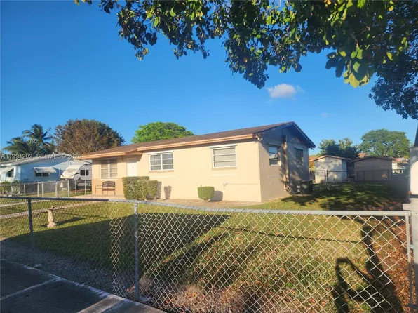 19721 SW 114th Pl, Miami, FL 33157